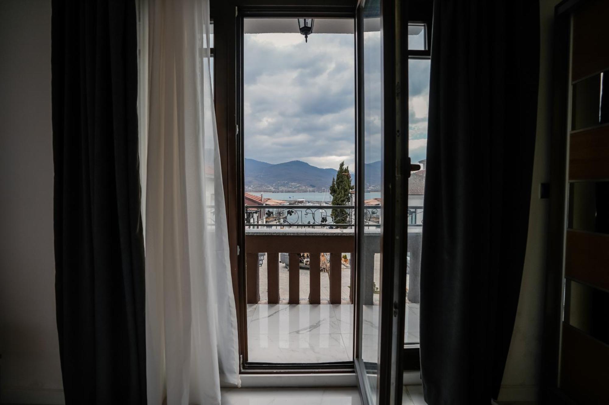 District&Delago Villa & Resturant Ohrid Exterior photo