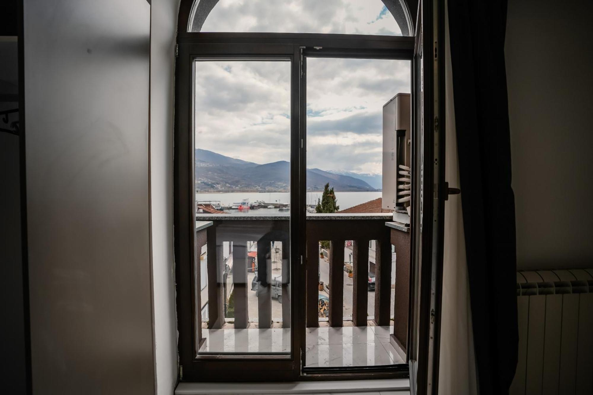 District&Delago Villa & Resturant Ohrid Exterior photo